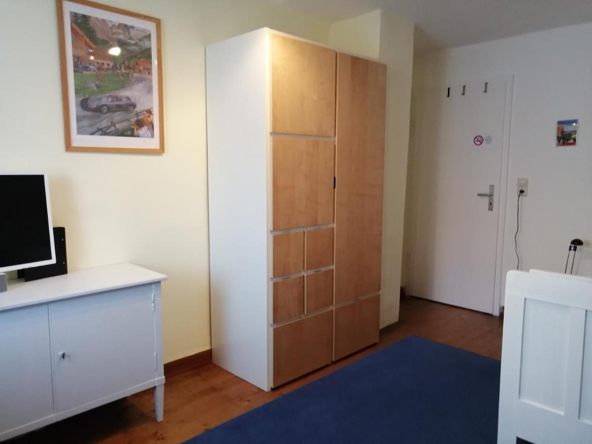Apartment & Zimmer Familie Trescher Tübingen Екстериор снимка