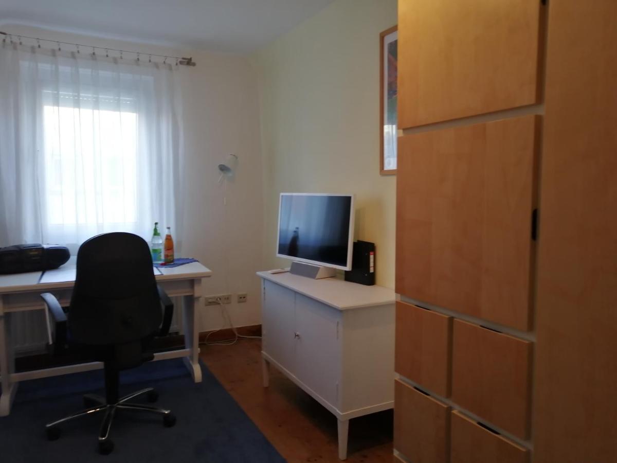 Apartment & Zimmer Familie Trescher Tübingen Екстериор снимка